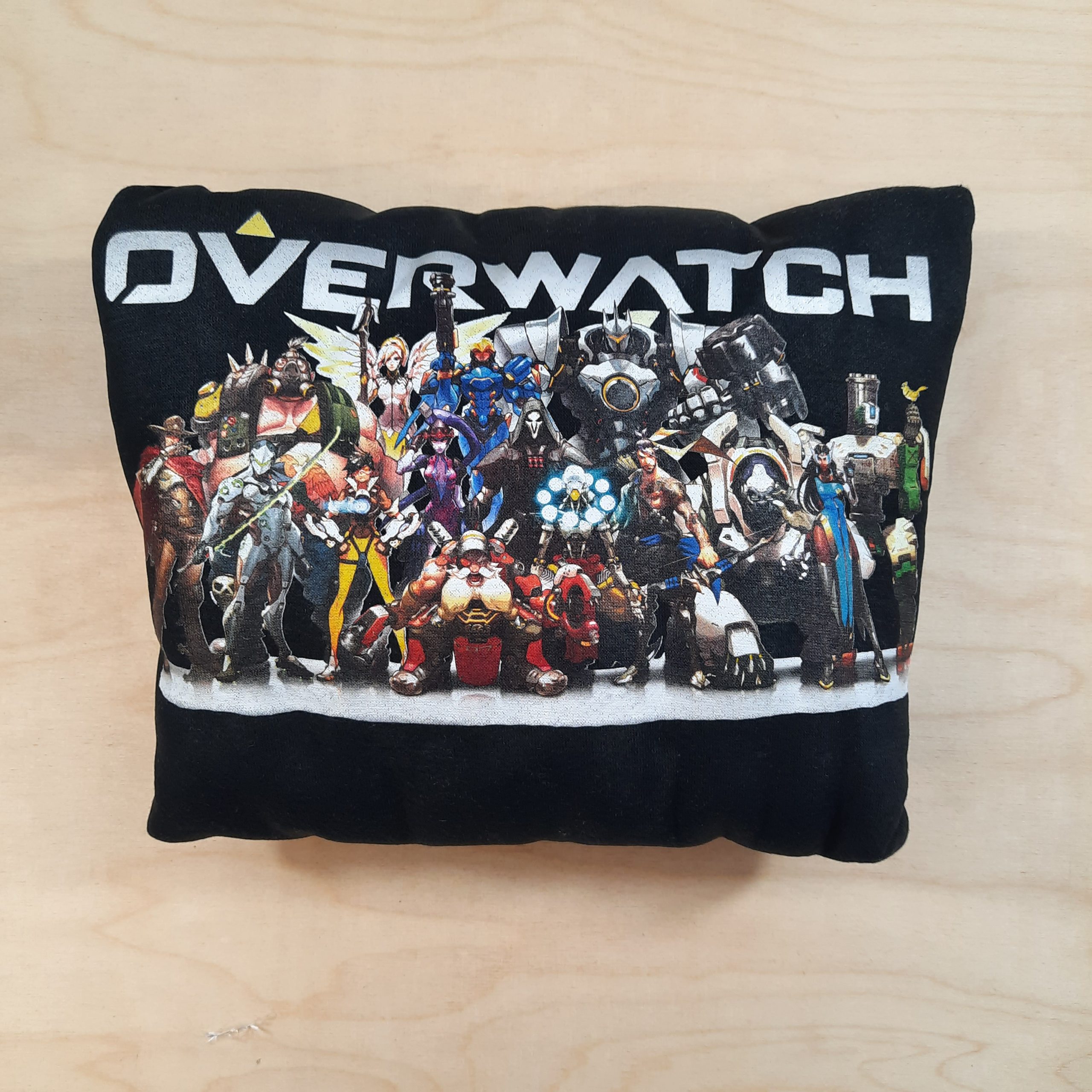 Overwatch Hero's Hoodie Adult Small